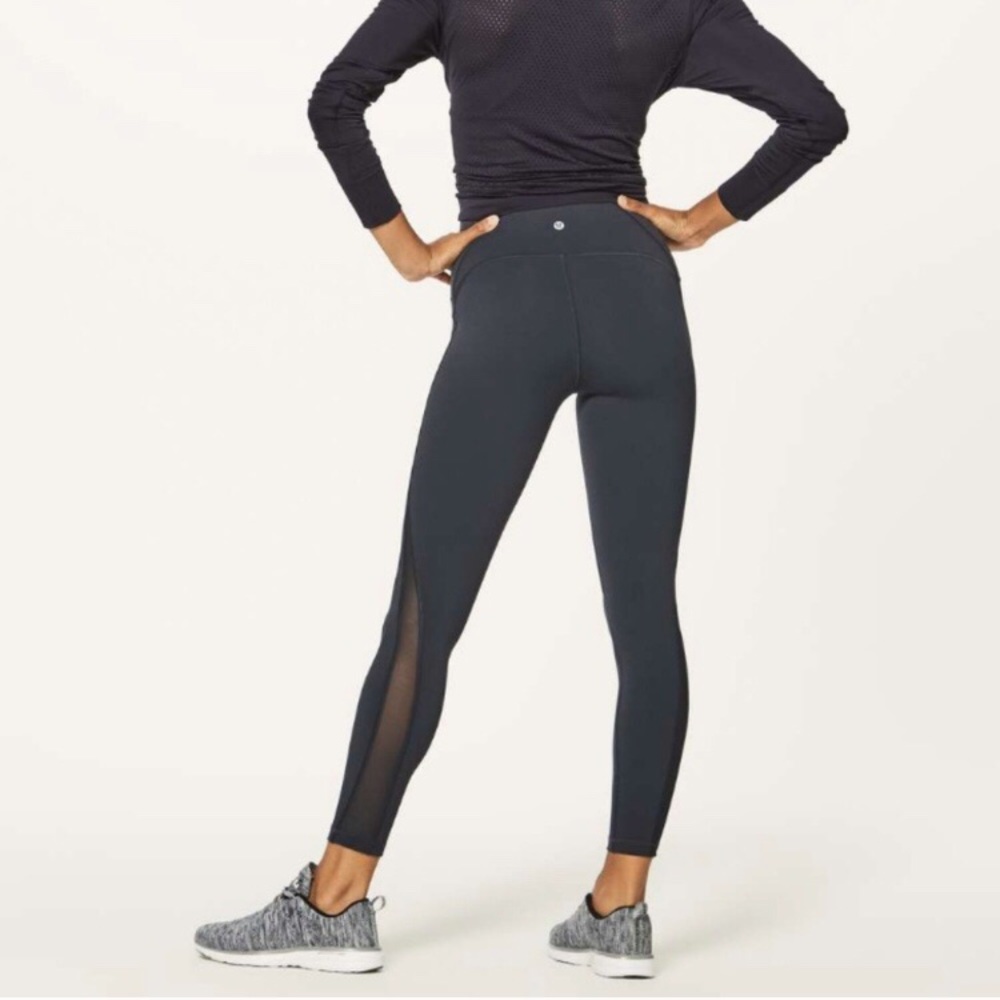 Lululemon Train Times 7/8, size 8, 25”